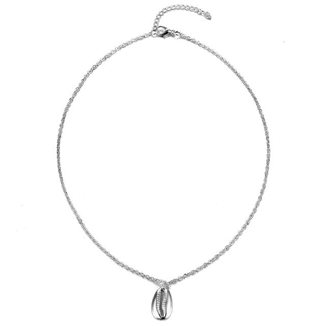 Women Casual Wearing Necklace